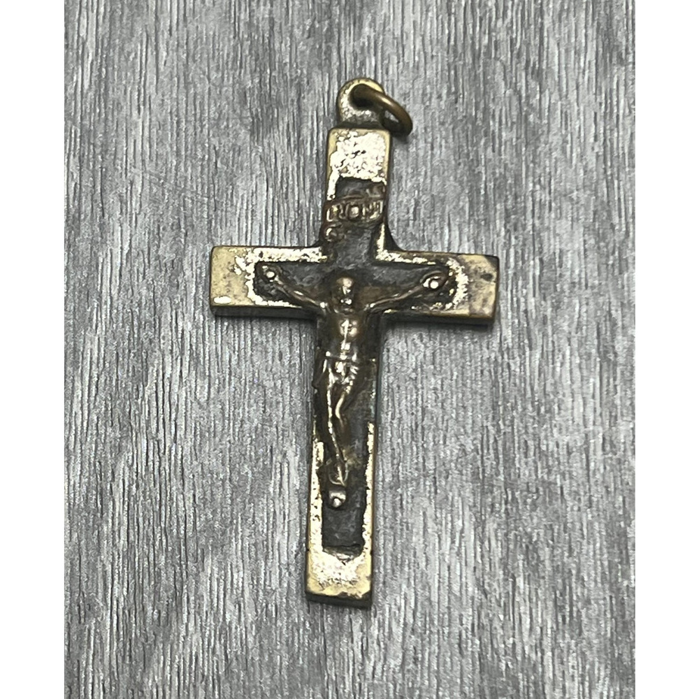 Crucifix Cross‎ Pendant Two Tone Metal INRI Jesus Corpus Catholic Religious